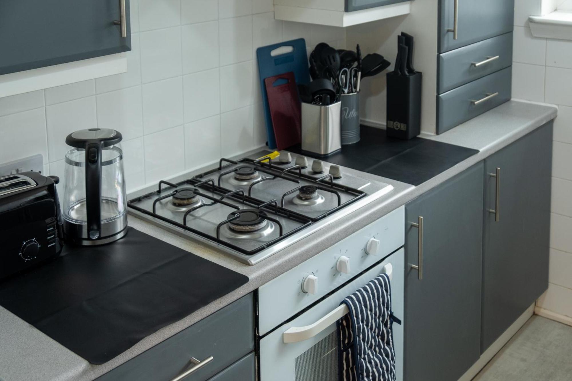 2 Bedroom Beautiful Apartment In Motherwell Mossend Kültér fotó